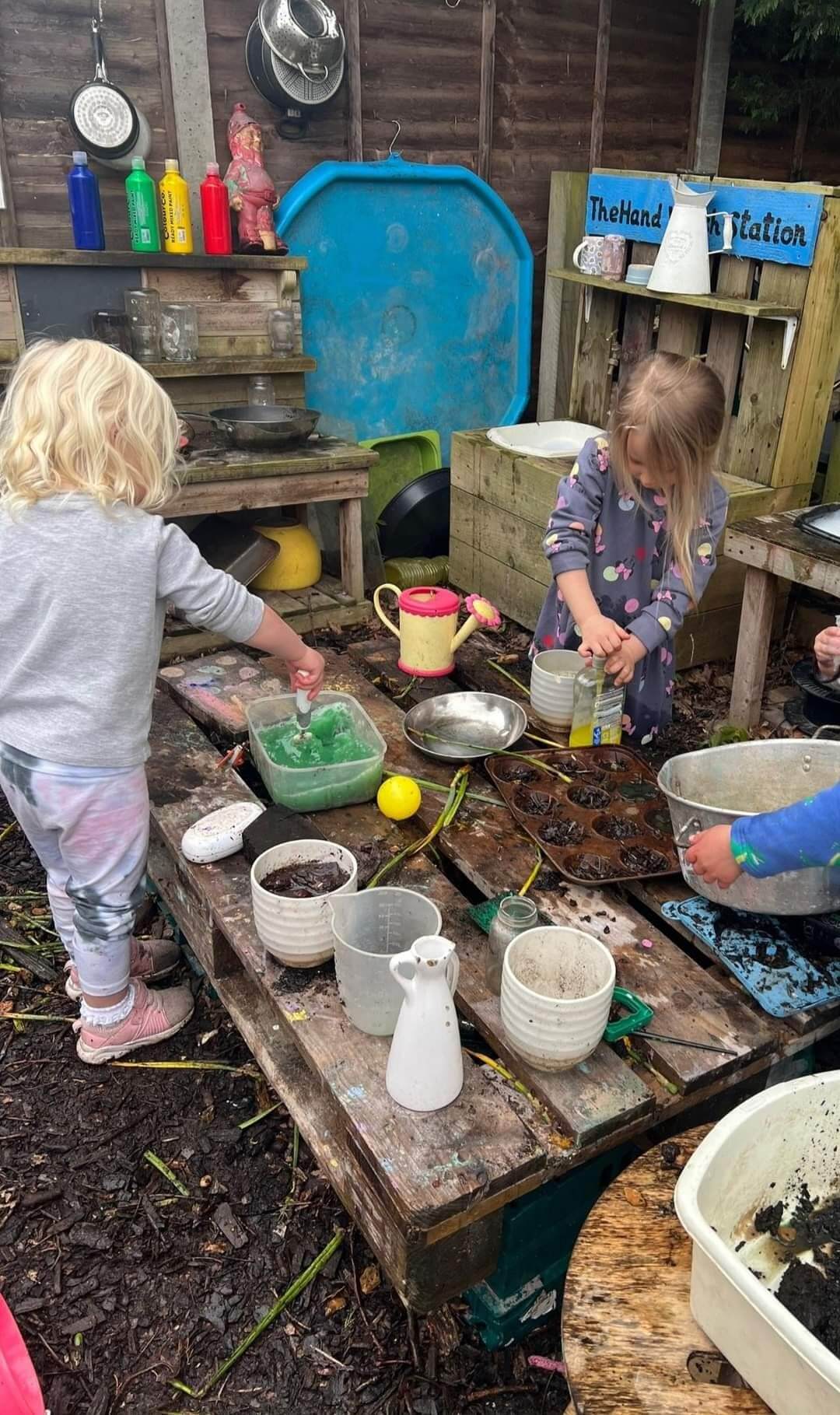 10+ Outdoor Nursery Activities That Keep Toddlers and Preschoolers Love