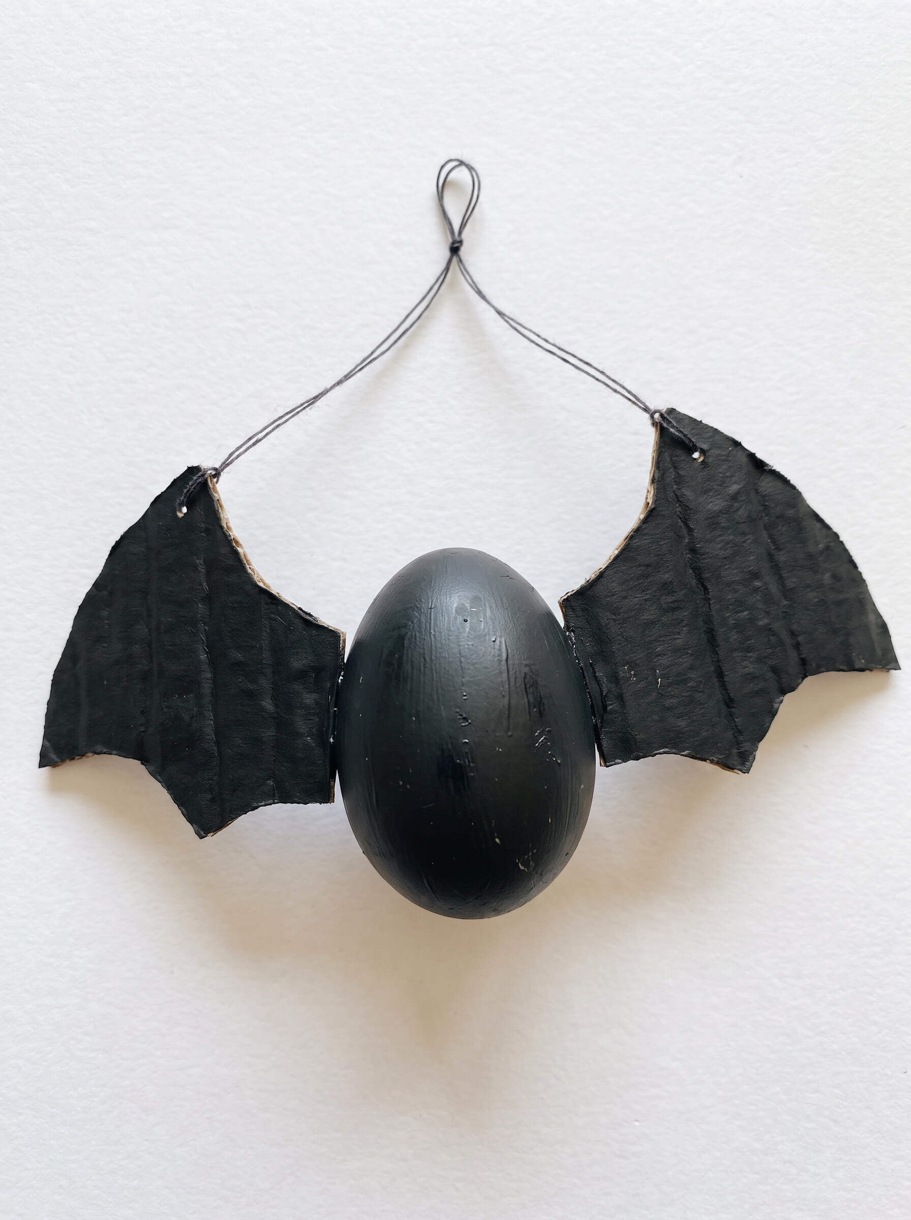 15 Spooky Egg Carton Crafts for Kids Halloween (Featuring Real Eggs!)