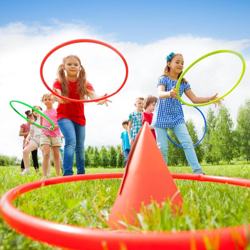 20 DIY Obstacle Courses for Kids (Backyard and Indoor Ideas)